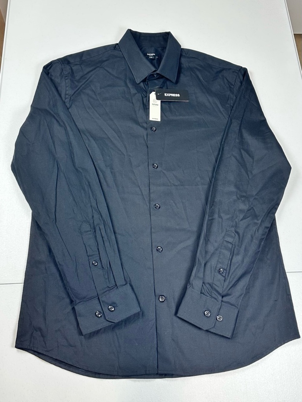 NEW Express Dress Shirt Mens Medium 15.5 32/33 Black Slim Textured Long Sleeve